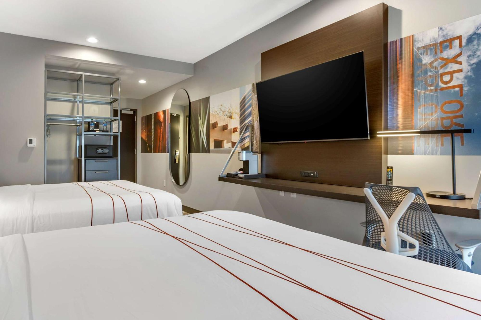 Vib Hotel By Best Western Phoenix - Tempe Exterior photo